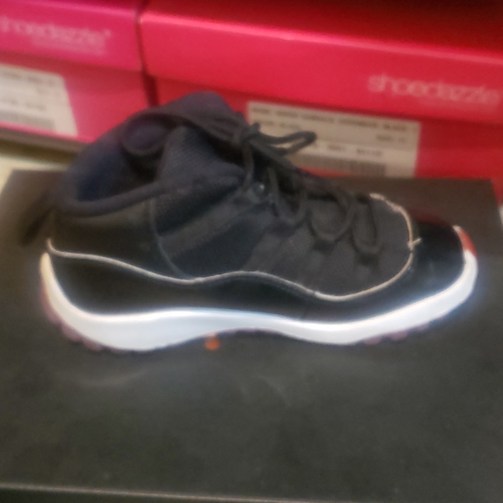 Jordan 11